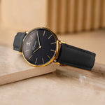 elysian-rose-gouden-dames-horloge-zwart-plaat-zwart-klassiek-leder-horlogeband-ELY01100-detail2