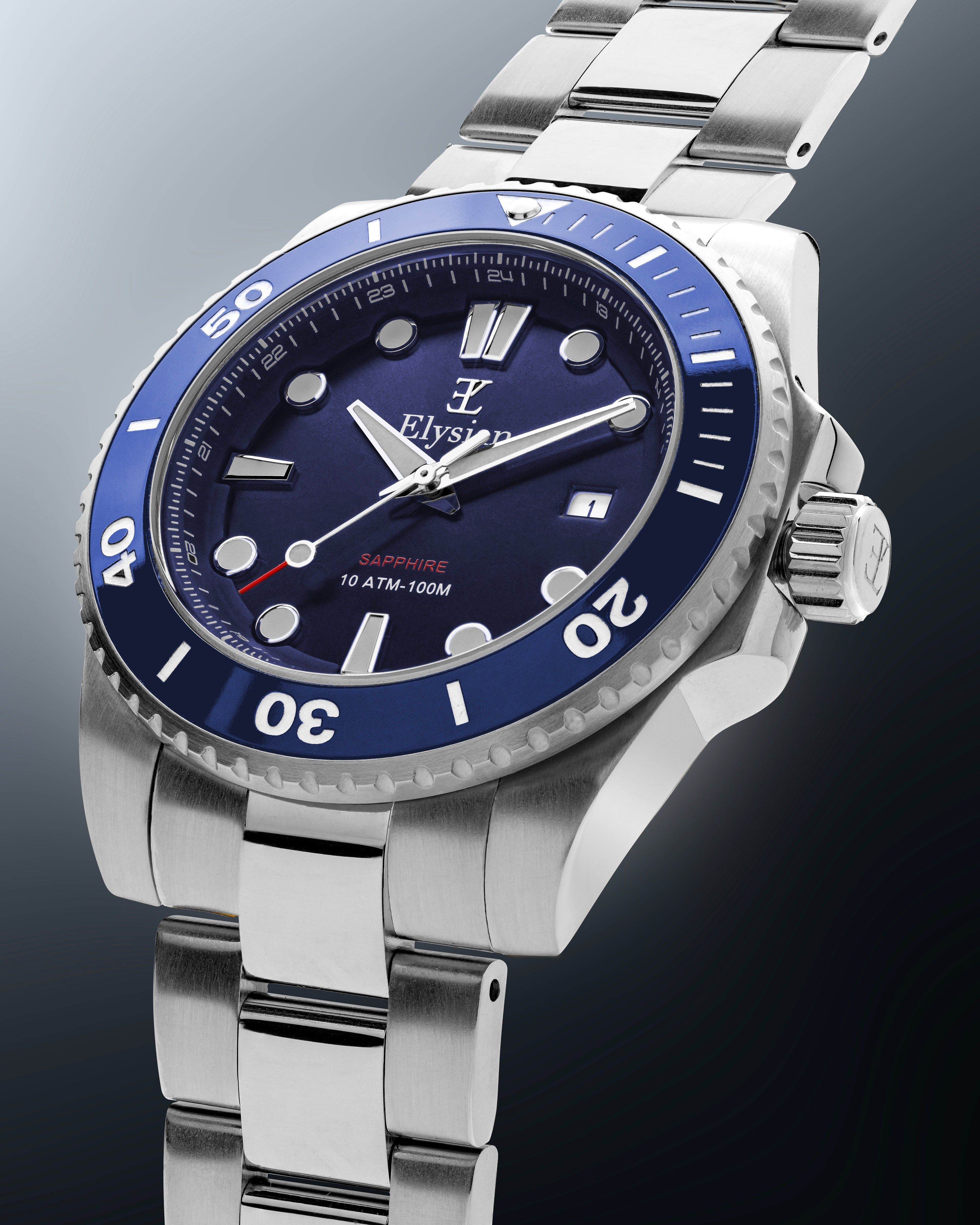 elysian-zilveren-heren-horloge-42mm-blauw-plaat-zilver-schakelband-horlogeband-ELYWM11041-macro