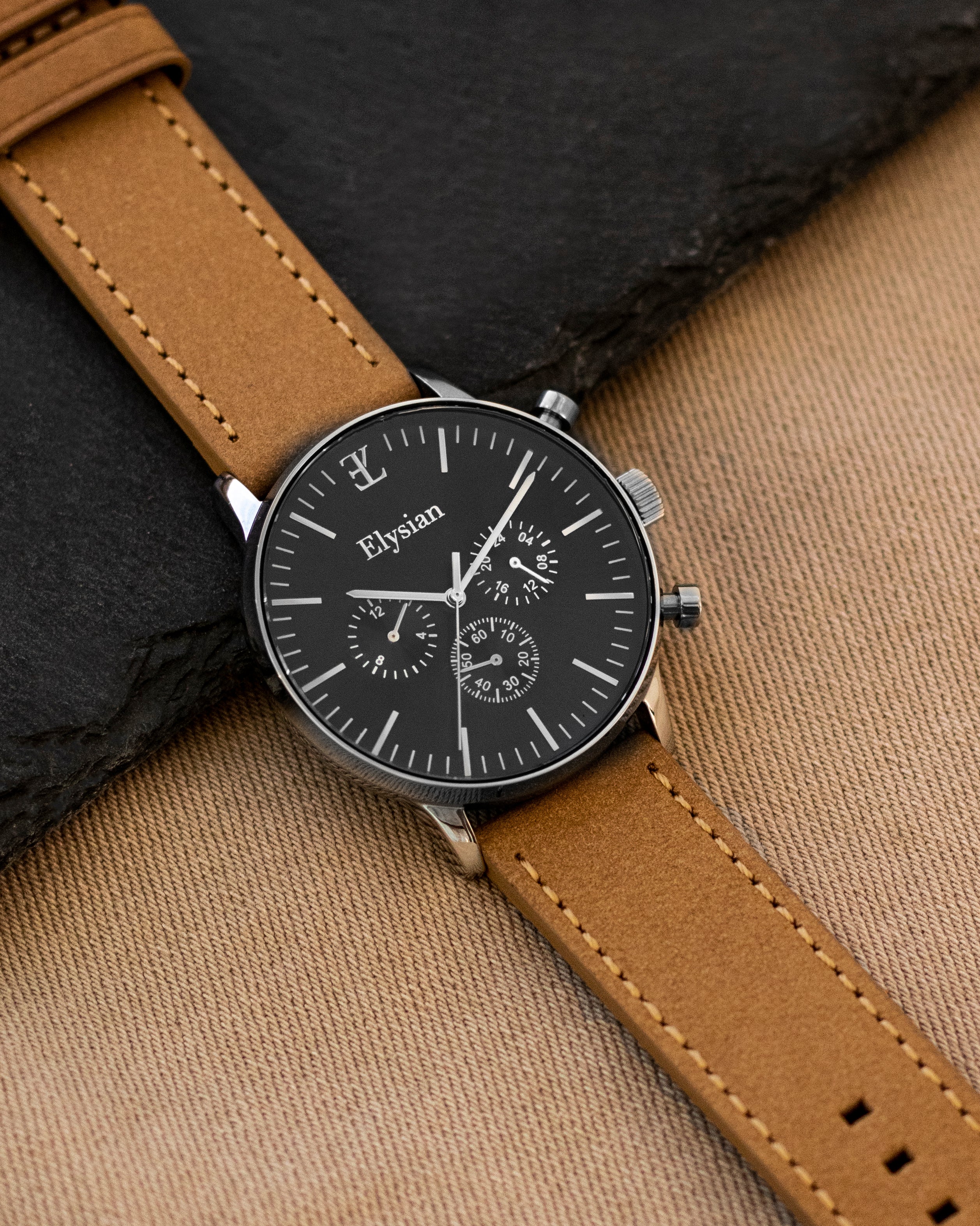 elysian-zilveren-heren-horloge-zwart-plaat-camel-vintage-leder-horlogeband-ELYWM01125-second